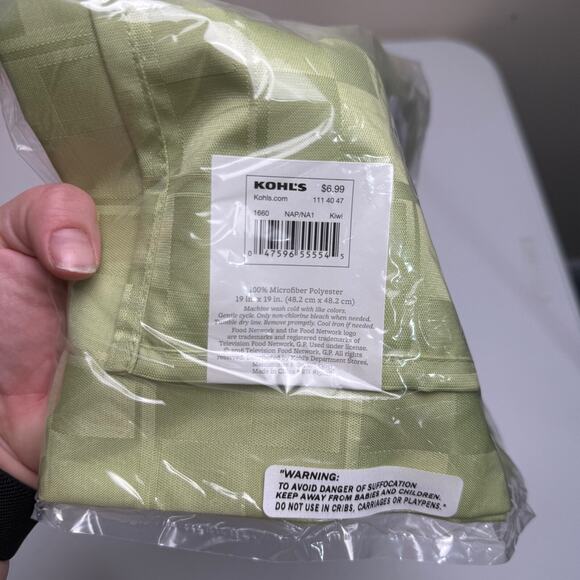 Food Network Stain-Resistant Microfiber Check Napkin Green Kiwi Set of 4 Cloth - Picture 4 of 5